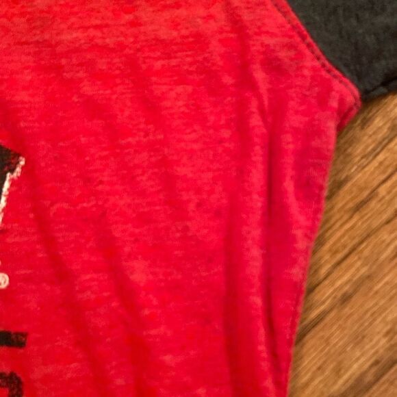 Rivalry threads 91 size large University of Georgia V-neck T-shirt - Picture 5 of 7